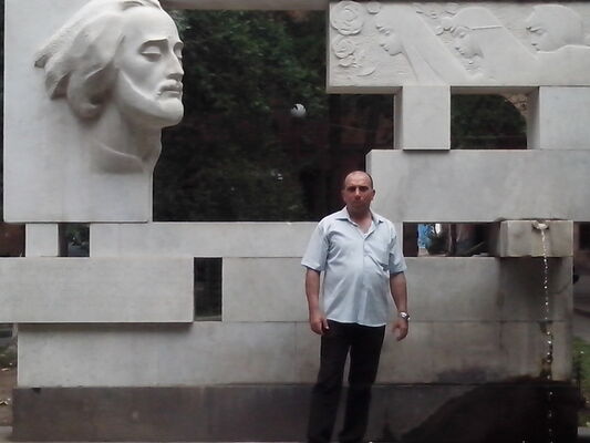  ,   Razmik, 57 ,   