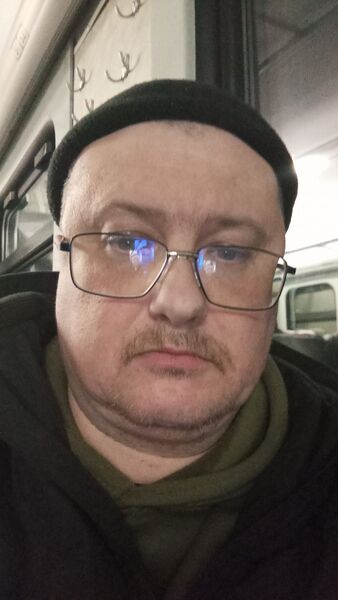  ,   Andrew, 44 ,   ,   , c 