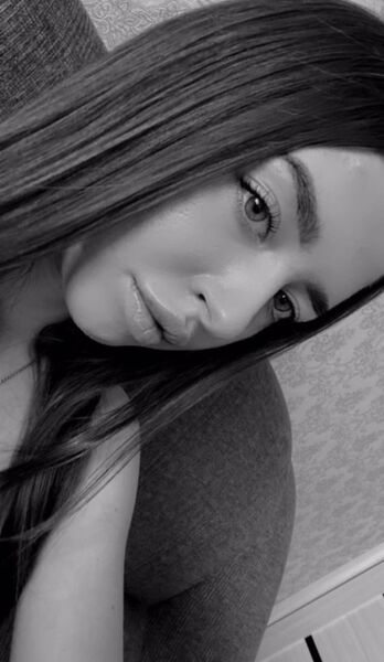  ,   Maria, 22 ,   ,   