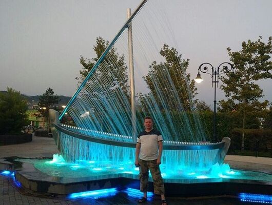  ,   Maksim, 37 ,  