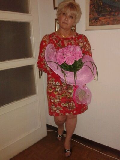  ,   Scarllet, 61 ,     , c 