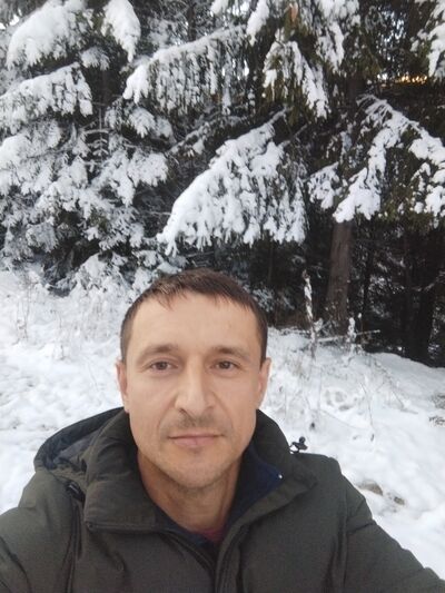  ,   Sergiu, 43 ,     , c 