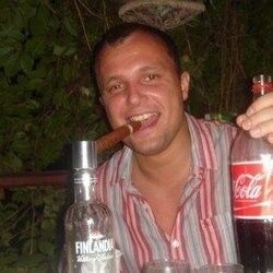  ,   Andrik, 47 ,   