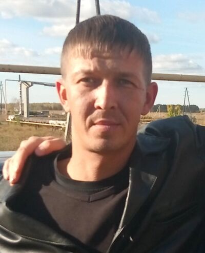  ,   Denis, 42 ,   ,   
