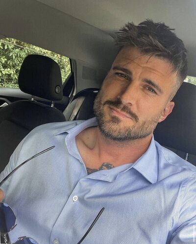  ,   Walton, 42 ,   ,   , c 