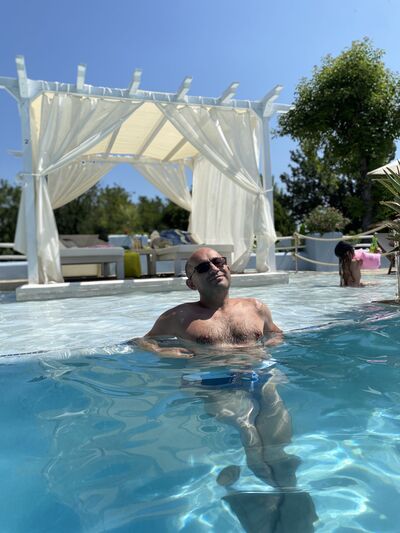  ,   Anatoli, 39 ,   ,   , c , 