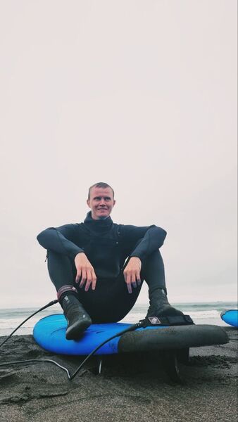  ,   Denis, 32 ,     , c , 