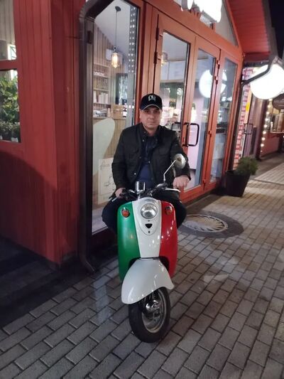  ,   Sahet, 43 ,     , c 