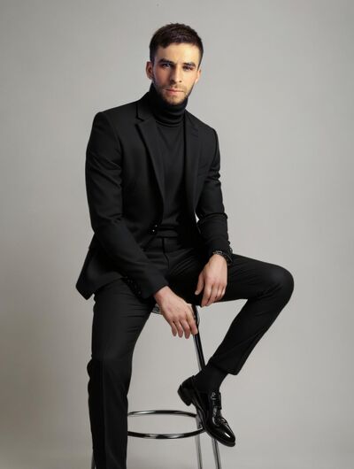  Utopia,   , 34 ,   ,   