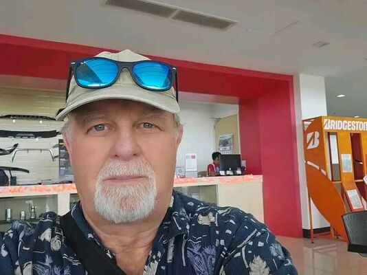  Abbots Langley,   Emil filip, 62 ,   ,   