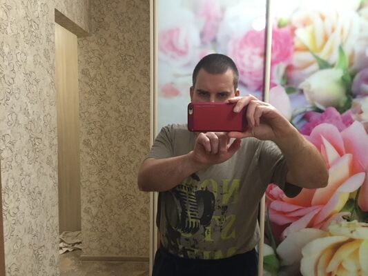  ,   Anton, 46 ,   ,   , c 