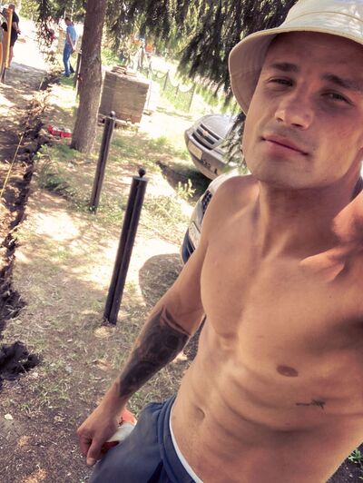  ,   Sasha, 26 ,   ,   