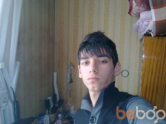  ,   Nicat, 32 ,   