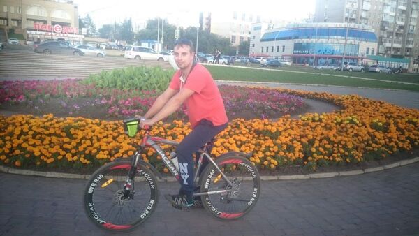  ,   Sasha, 38 ,   