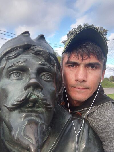  ,   Vladimir, 44 ,   ,   