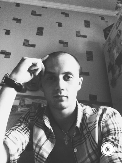  ,   Sergey, 29 ,   