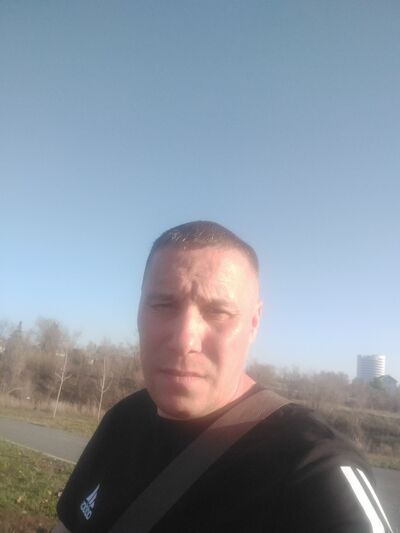  ,   Stas, 40 ,   ,   