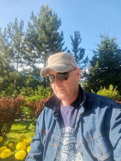  ,   Ewgenii, 61 ,   ,   