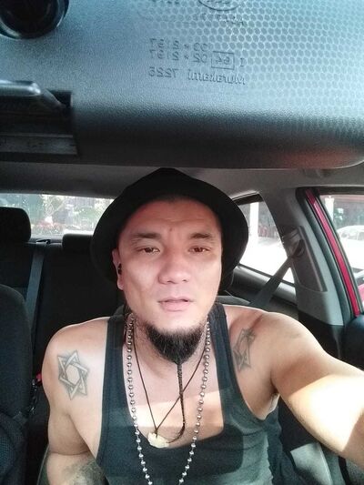  ,   Maxim, 38 ,   ,   , c 