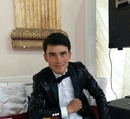  ,   Erik, 34 ,   ,   , c 