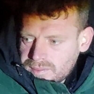  ,   Elvis, 32 ,   ,   