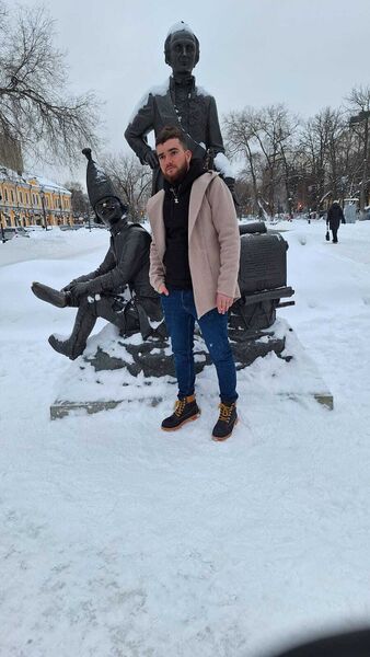  ,   Robert To, 25 ,   ,   