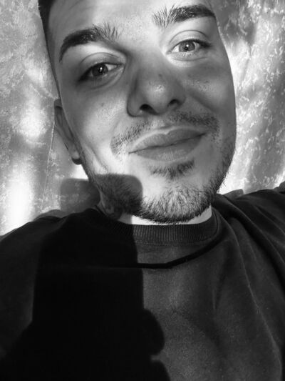  ,   Ѹ, 25 ,   ,   