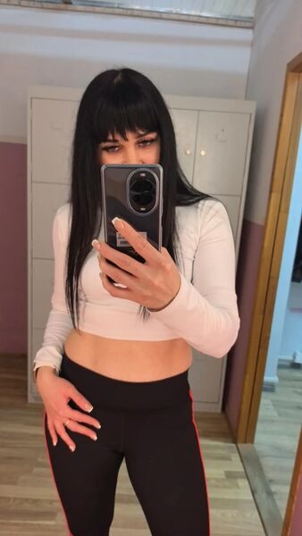  ,   Nika, 39 ,   c , 