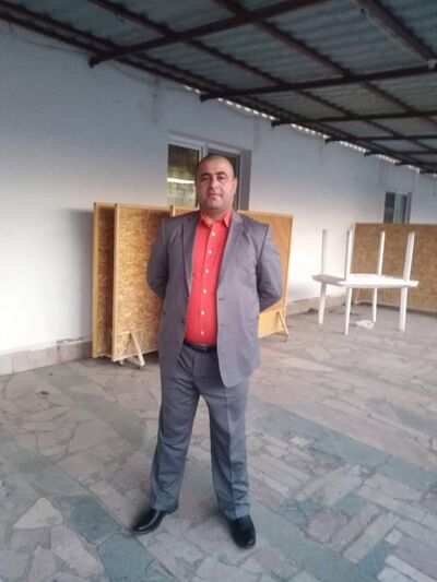  ,   Marat, 37 ,   ,   