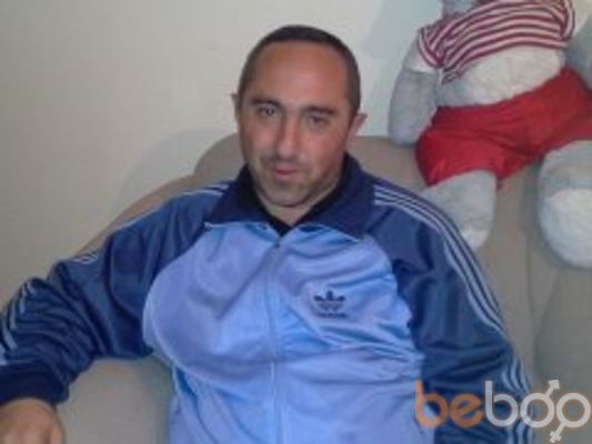  ,   Vahan, 54 ,  
