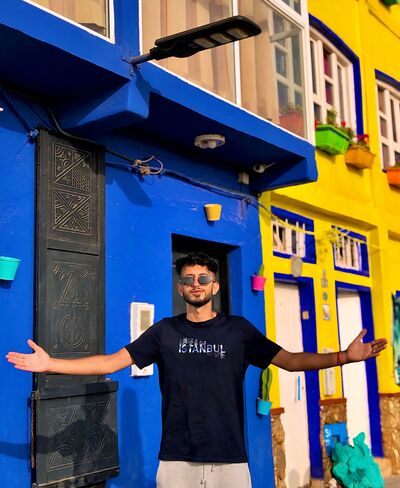  ,   Ali, 24 ,   ,   