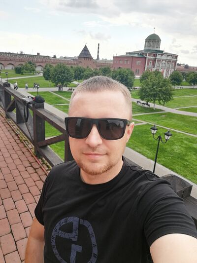  ,   Leonid, 42 ,   c , 