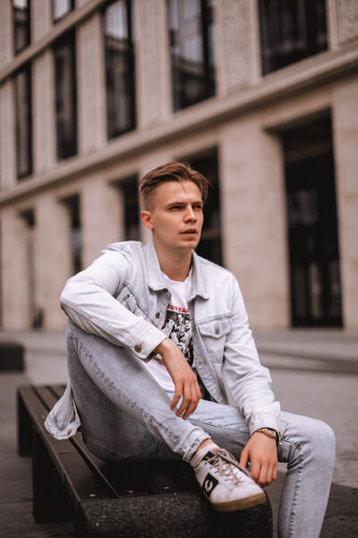  ,   , 27 ,   ,   