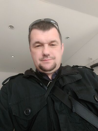  ,   Anton, 47 ,   ,   , c 