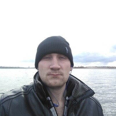  ,   Denis, 35 ,   