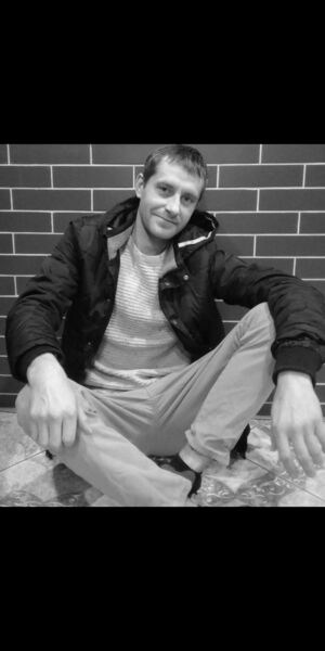  ,   Damian, 39 ,   ,   , c , 