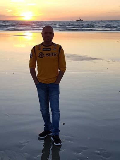  ,   Sergiu, 40 ,   ,   