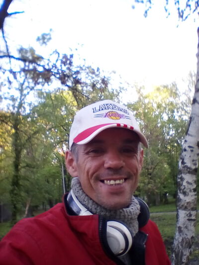  ,   Artem, 46 ,  