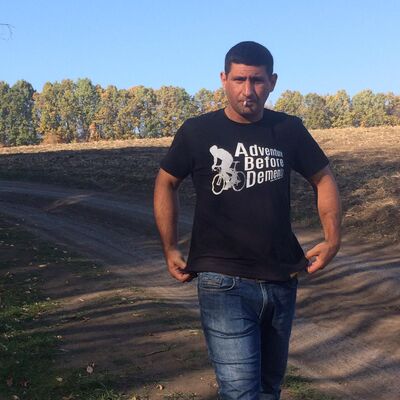  ,   Irakli, 44 ,   ,   