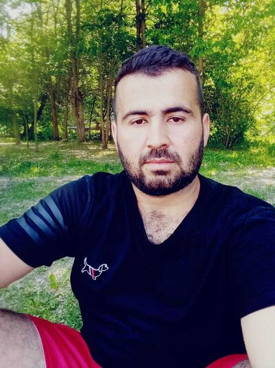  ,   Mario, 27 ,   ,   
