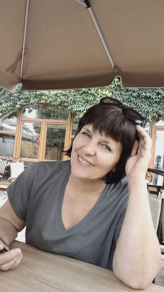  --,   , 52 ,     , c 