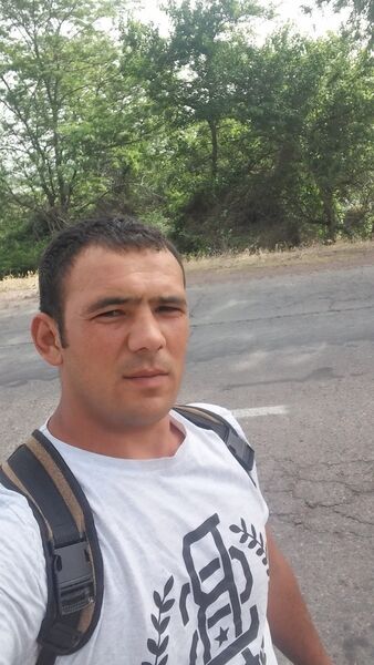  ,   Zafar, 34 ,  