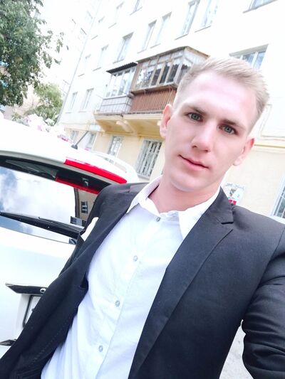  ,   Konstantin, 27 ,   