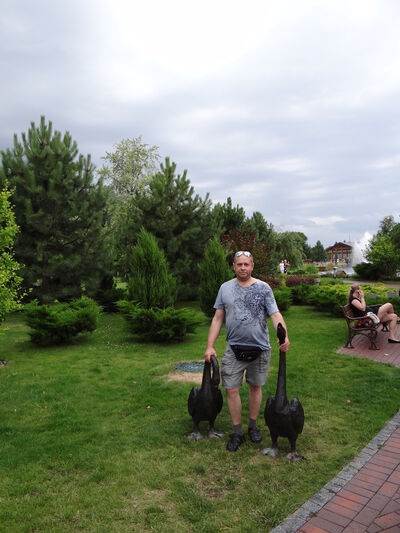  ,   Alexs, 57 ,   