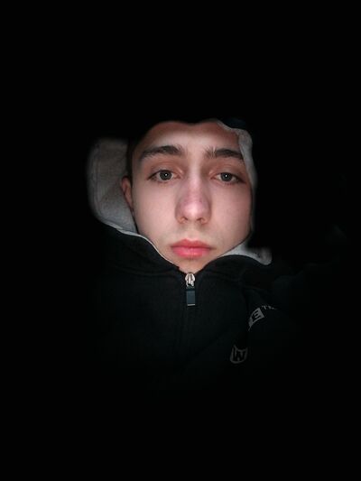  ,   Artem, 25 ,   ,   