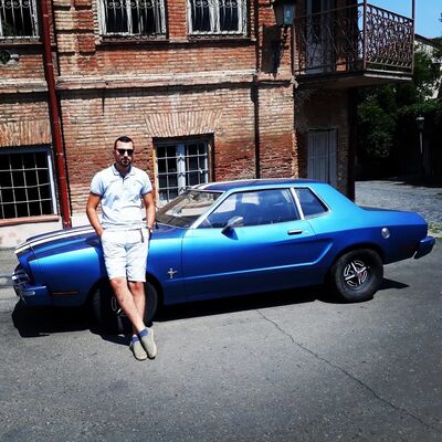  ,   Alex, 36 ,   