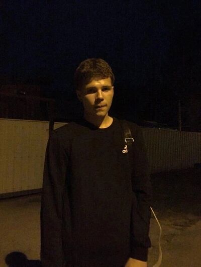  ,   Nikita, 19 ,   ,   