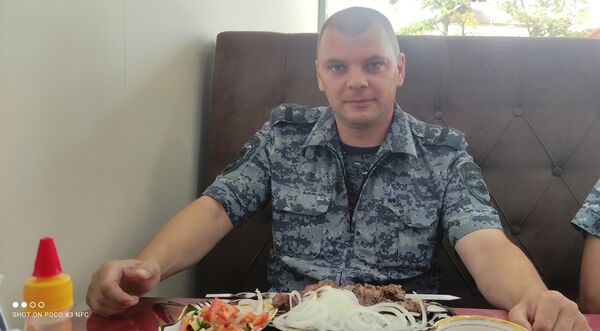  ,   Andrey, 36 ,  