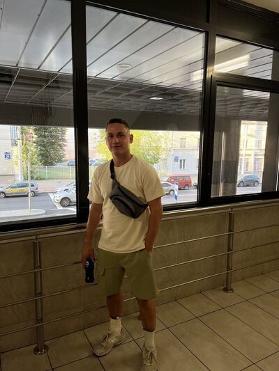  ,   Maksim, 27 ,   ,   