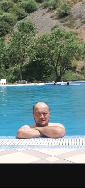  ,   Macho, 43 ,   ,   